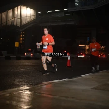 Runner Photo 7734095