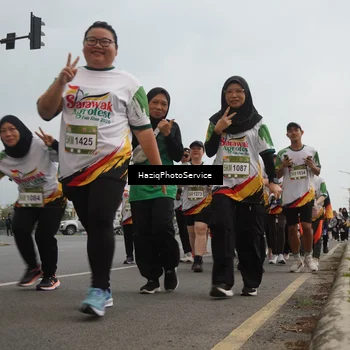 Runner Photo 7734099