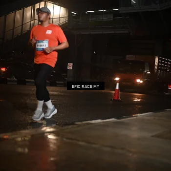 Runner Photo 7734108