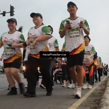 Runner Photo 7734109