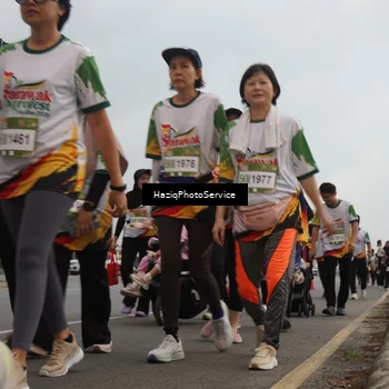 Runner Photo 7734118