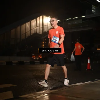 Runner Photo 7734132