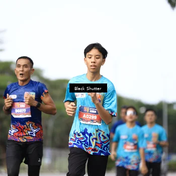Runner Photo 7734172