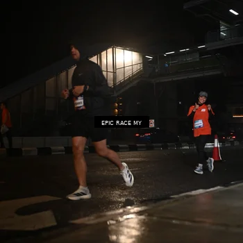 Runner Photo 7734174