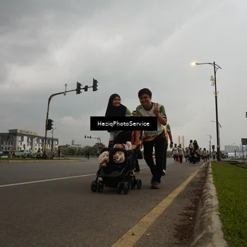 Runner Photo 7734176