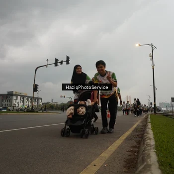 Runner Photo 7734186