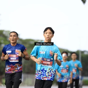 Runner Photo 7734193