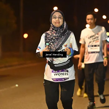 Runner Photo 7734194