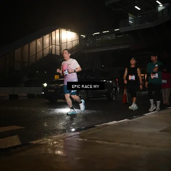 Runner Photo 7734202