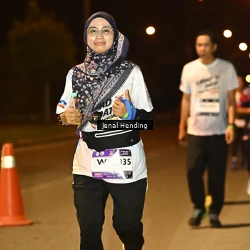 Runner Photo 7734212