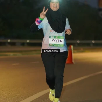 Runner Photo 7734215