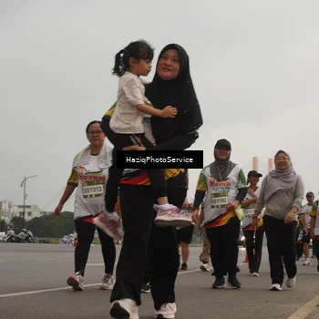 Runner Photo 7734244