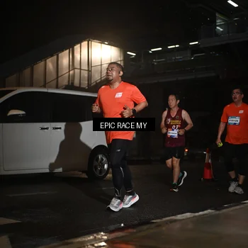 Runner Photo 7734258
