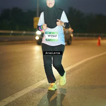 Runner Photo 7734262