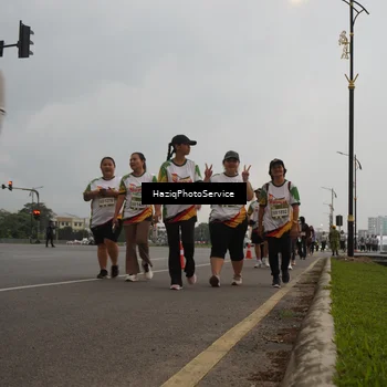 Runner Photo 7734284
