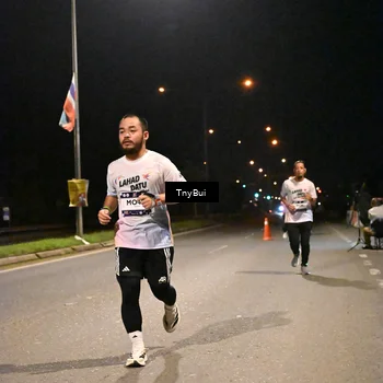 Runner Photo 7734291