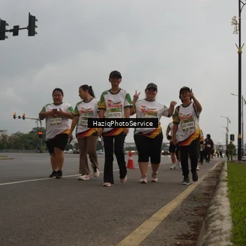Runner Photo 7734292