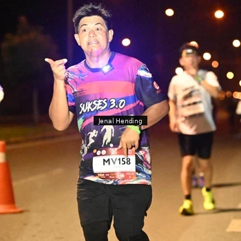 Runner Photo 7734301