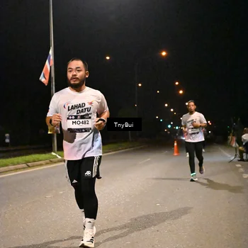 Runner Photo 7734306