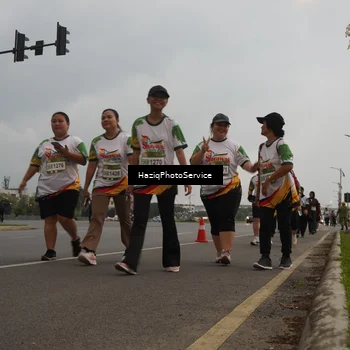 Runner Photo 7734314