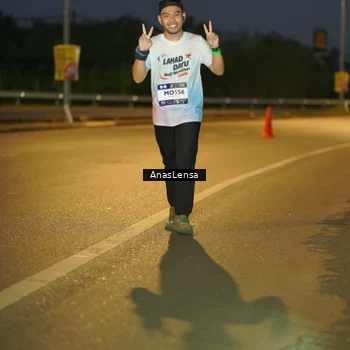 Runner Photo 7734330