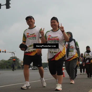 Runner Photo 7734339