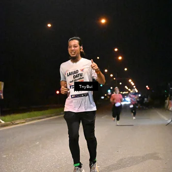 Runner Photo 7734367