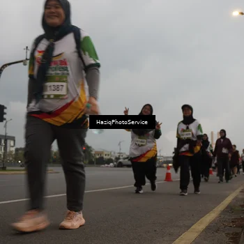 Runner Photo 7734371