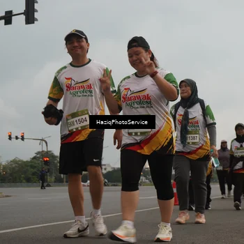 Runner Photo 7734383