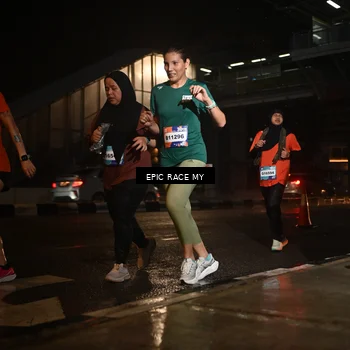 Runner Photo 7734410