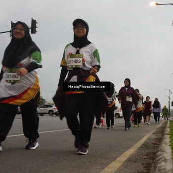 Runner Photo 7734411