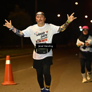 Runner Photo 7734419