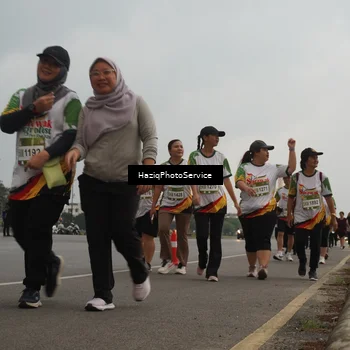 Runner Photo 7734426