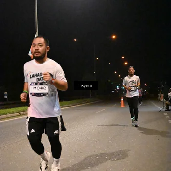 Runner Photo 7734433