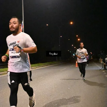 Runner Photo 7734439