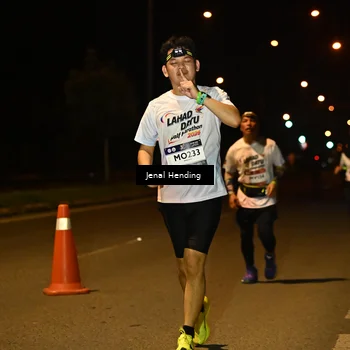 Runner Photo 7734448