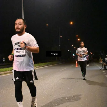 Runner Photo 7734458
