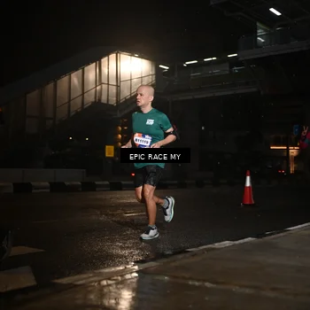 Runner Photo 7734470
