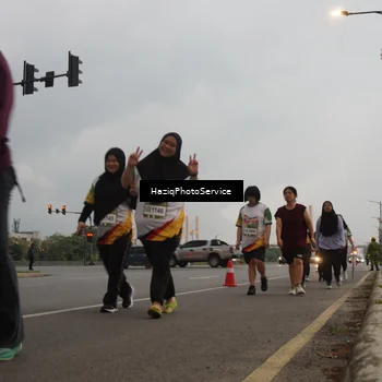 Runner Photo 7734490
