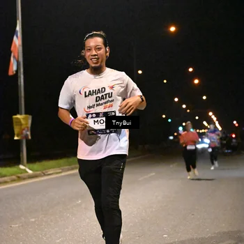 Runner Photo 7734498