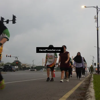 Runner Photo 7734504