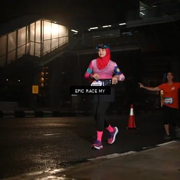 Runner Photo 7734506