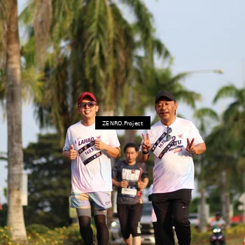 Runner Photo 7734527