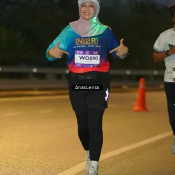 Runner Photo 7734529