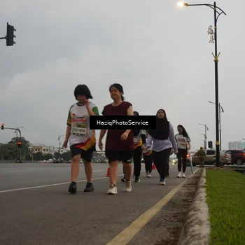 Runner Photo 7734537