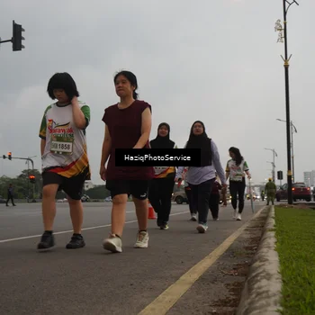 Runner Photo 7734538