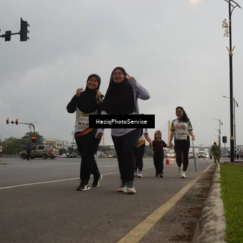 Runner Photo 7734564