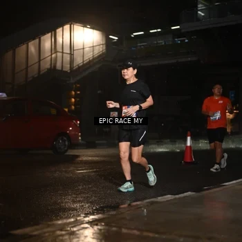 Runner Photo 7734565