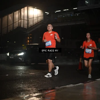 Runner Photo 7734572