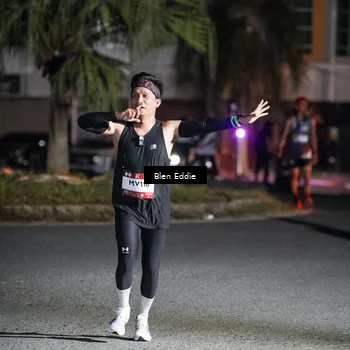 Runner Photo 7734573